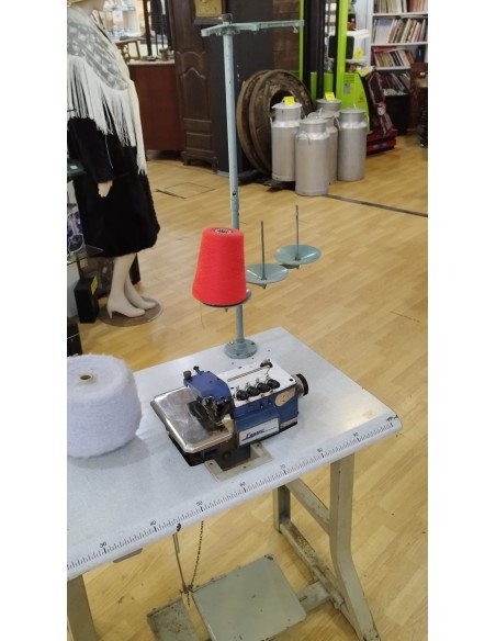 Máquina de coser Overlock