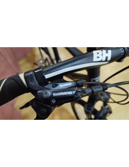 Bicicleta de carretera BH Silvertip Lite