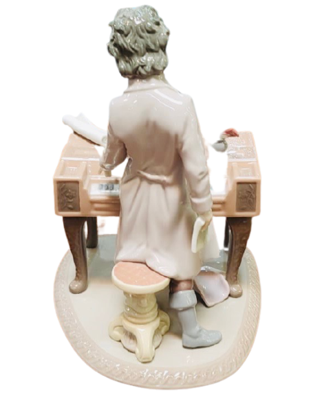 Figura de porcelana de Lladró Joven Beethoven