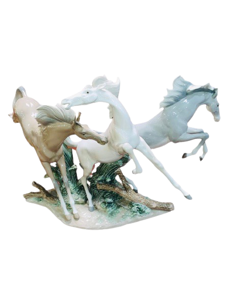 Escultura de porcelana Lladró Caballos en Libertad