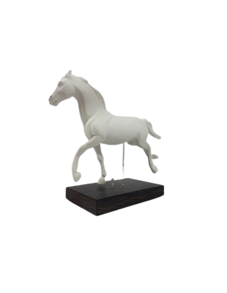 Caballo a galope LLadró (1, 2 y 4)
