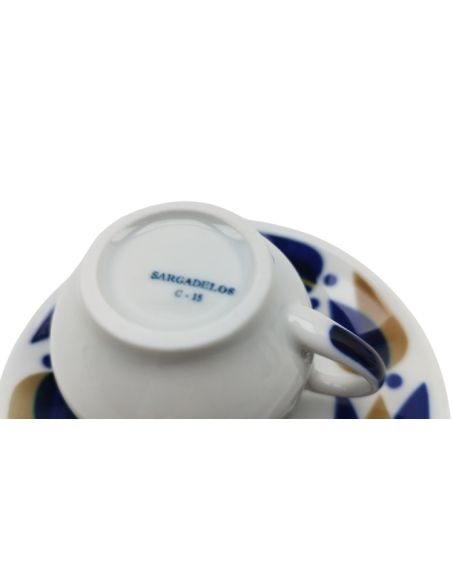 Taza de café y platillo Ramallo