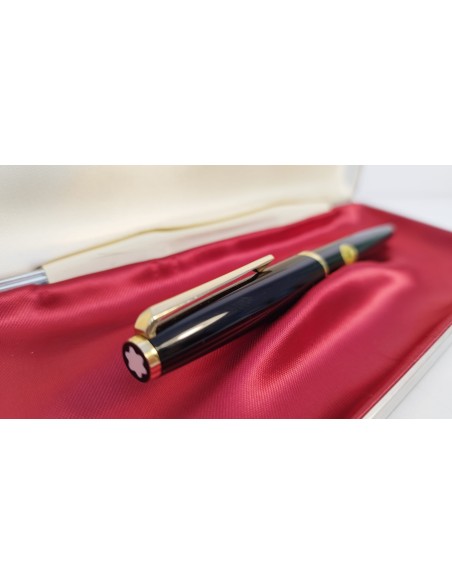 Pluma MontBlanc 121